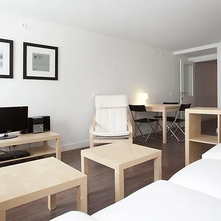 Blackandwhitehome Ramblas Apartment Barcelona